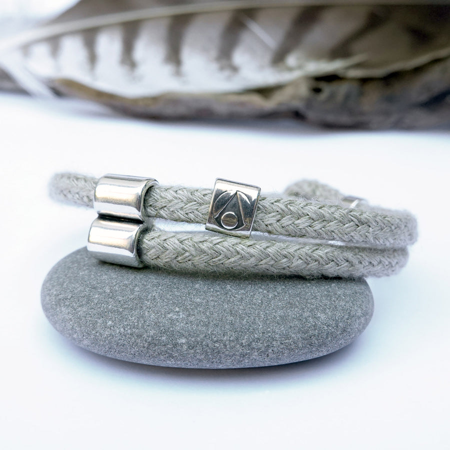 Adjustable Hemp Rope Bracelet for Men · ARTHUS Sunset